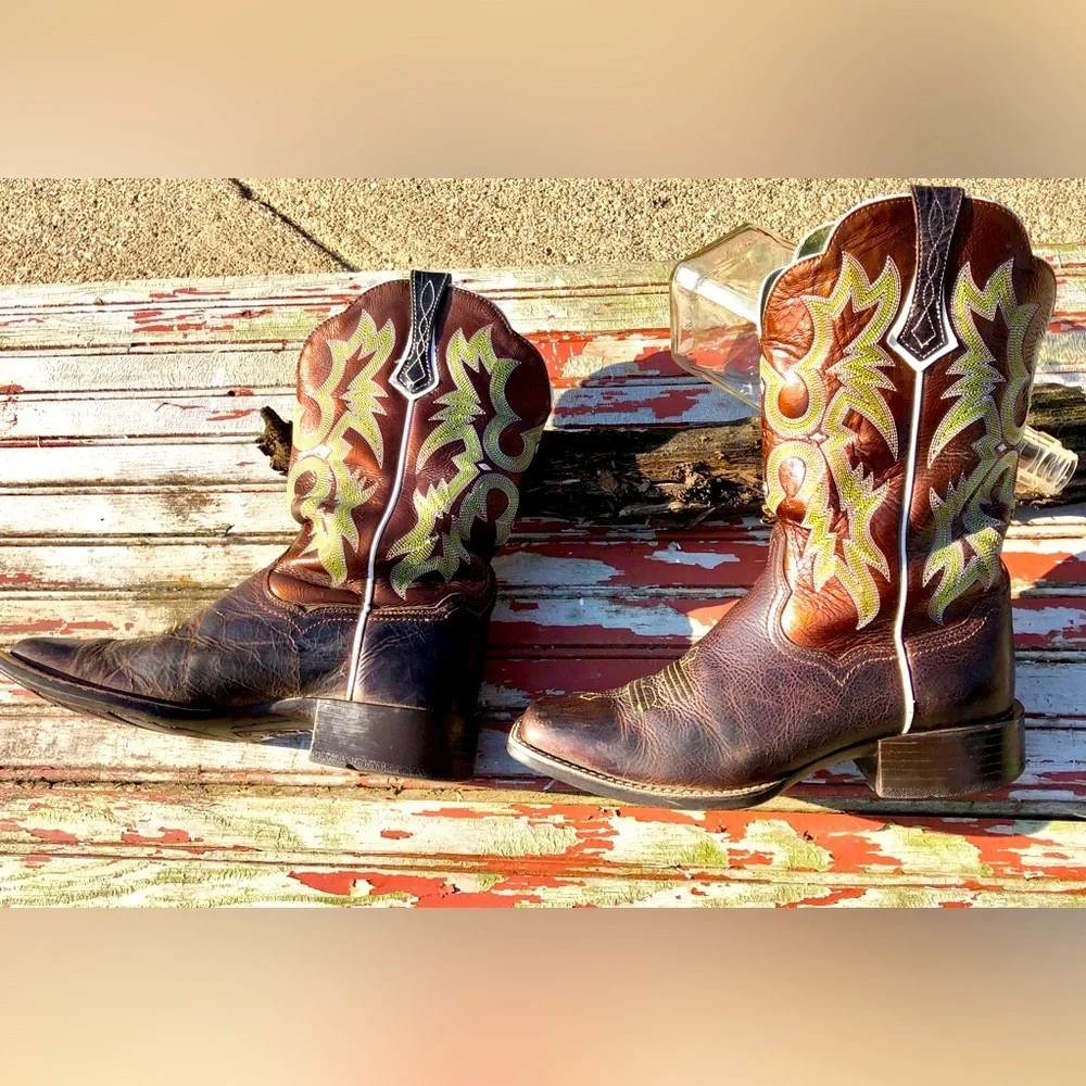 🪺Ariat Leather Tombstone Embroidered Western Boots - Picture 5 of 16